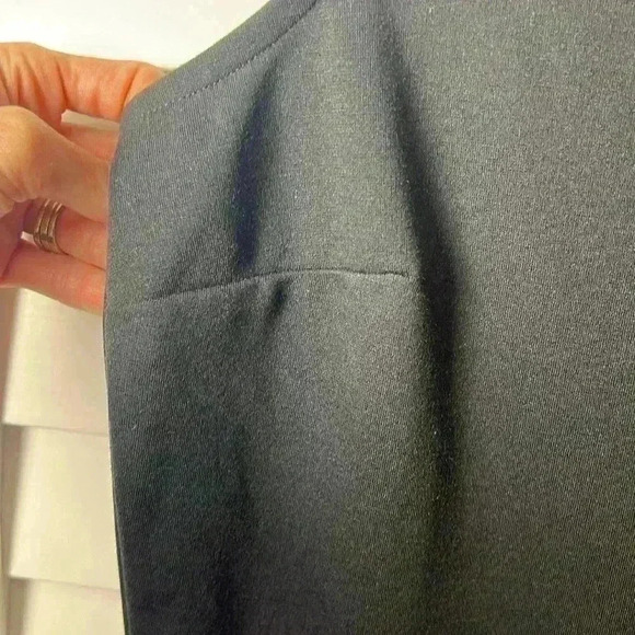 Van Heusen Sleeveless Peplum Top Size Large Black NWT - Picture 4 of 8